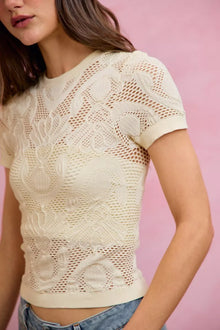 Nike Floral Perforated Seamless Active Short Sleeve Top — thumbnail 4