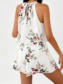 Olwen Floral Print Halter Neck Tank Top and Pleated Shorts Set — thumbnail 4
