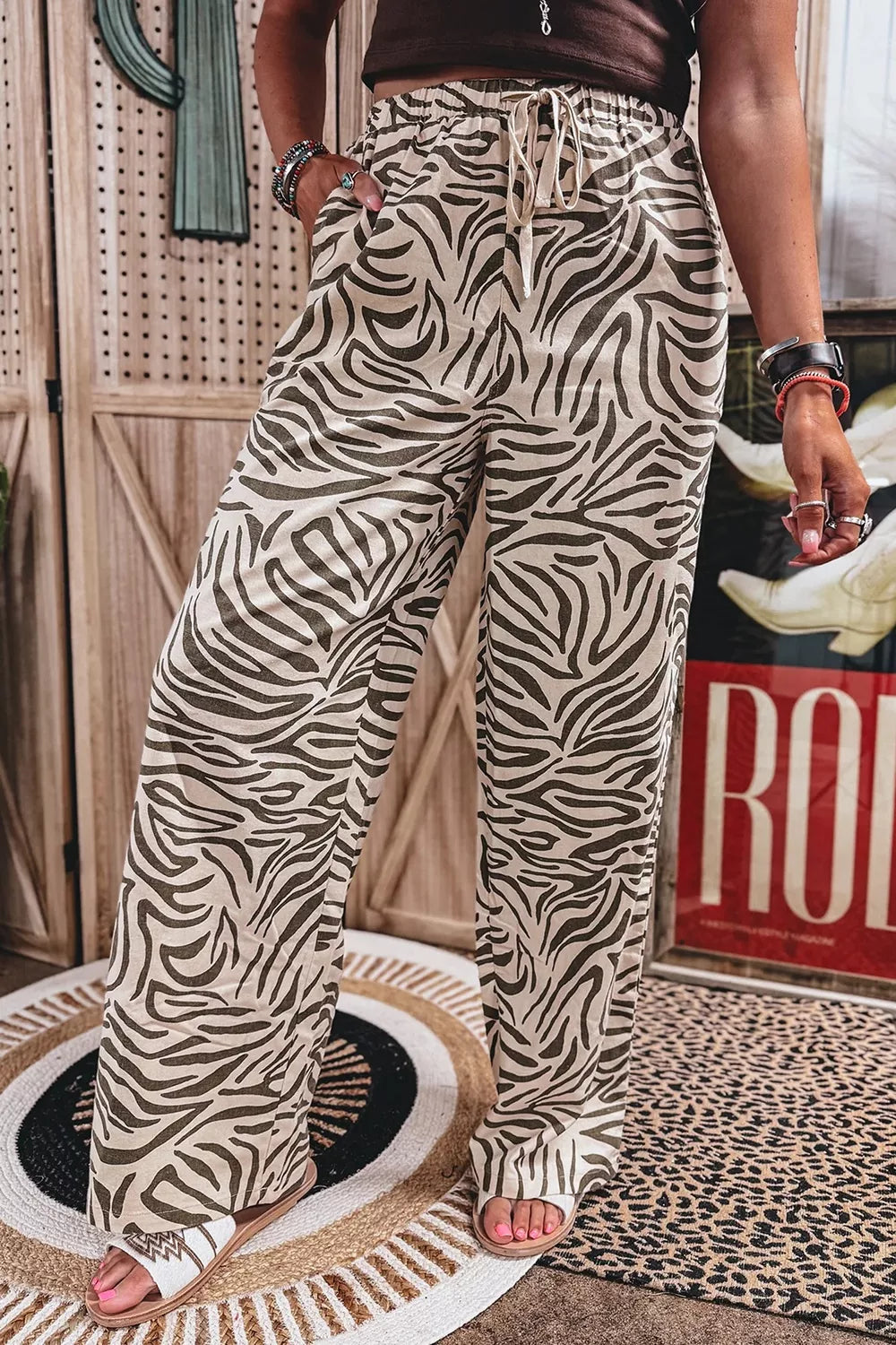 Iris Multicolour Western Print Zebra Pattern Elastic Waist Pocket Pants — view 4