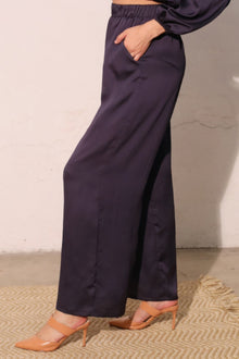 Oshun Hammered Satin Pocket Pants — thumbnail 4