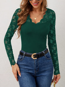 Morrigan Lace Wavy Hem V-Neck Long Sleeve Top — thumbnail 13
