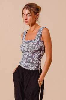 Persephone Two Tone Floral Seamless Tank Top — thumbnail 4