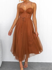 Hecate Sweetheart Neck Tulle Midi Dress — thumbnail 3